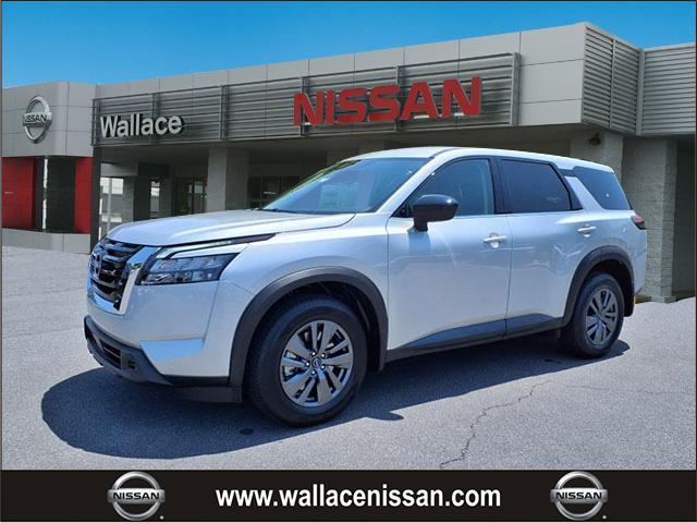 new 2025 Nissan Pathfinder car, priced at $40,450