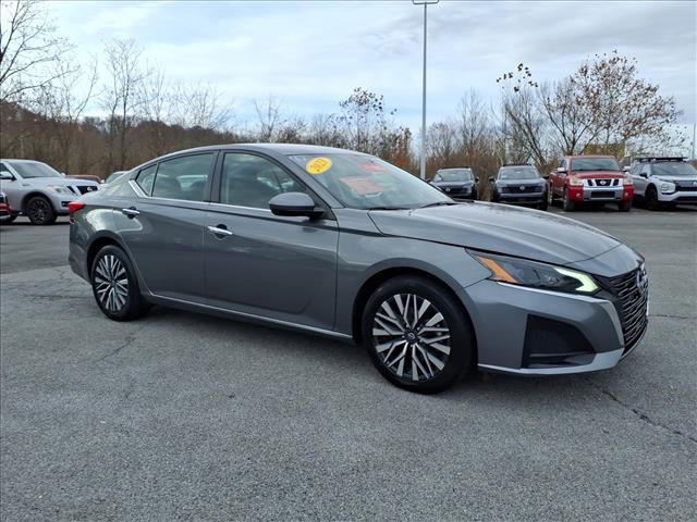 used 2023 Nissan Altima car, priced at $22,998