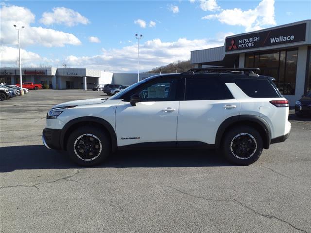 new 2024 Nissan Pathfinder car, priced at $47,330