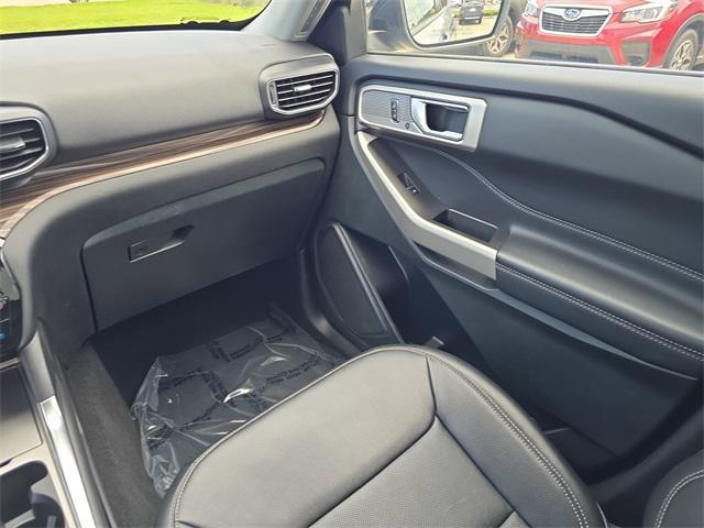 used 2024 Ford Explorer car, priced at $30,978