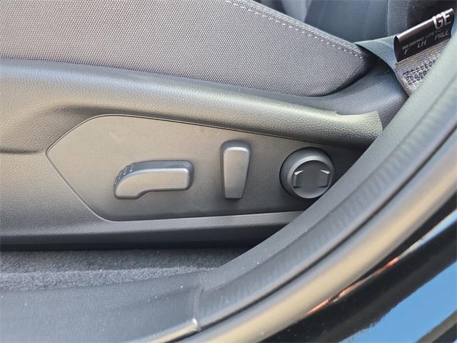 new 2025 Subaru Crosstrek car, priced at $31,276