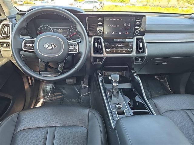 used 2021 Kia Sorento car, priced at $25,681