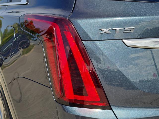 used 2020 Cadillac XT5 car, priced at $20,977