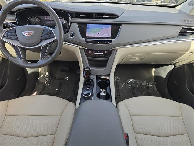 used 2020 Cadillac XT5 car, priced at $20,977