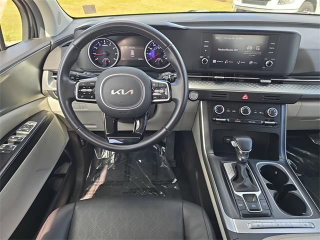 used 2024 Kia Carnival car, priced at $27,897