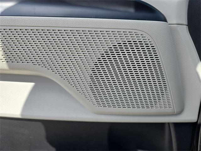 used 2024 Kia Carnival car, priced at $27,897