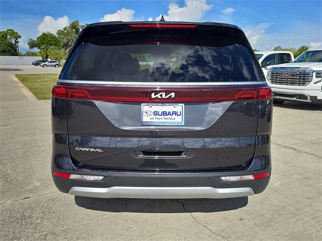 used 2024 Kia Carnival car, priced at $27,897