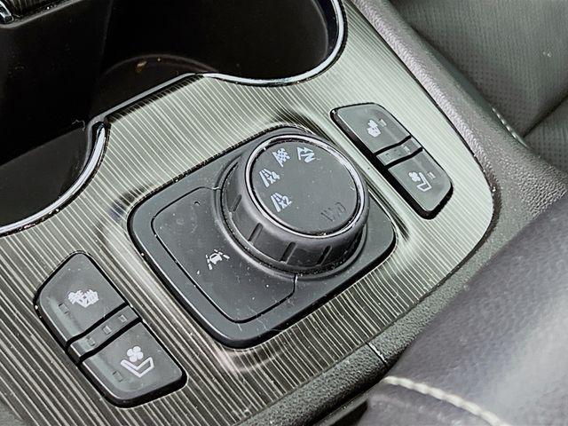 used 2023 GMC Acadia car, priced at $28,500