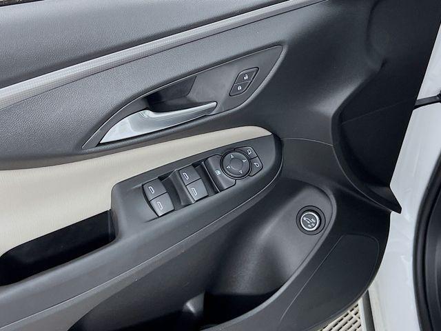 new 2024 Buick Envista car, priced at $29,489