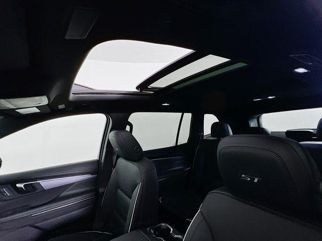 new 2025 Buick Enclave car, priced at $53,925