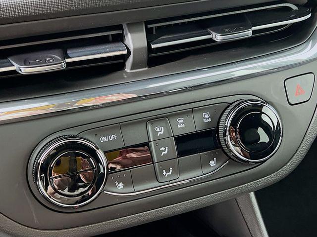 new 2025 Buick Envista car, priced at $26,136
