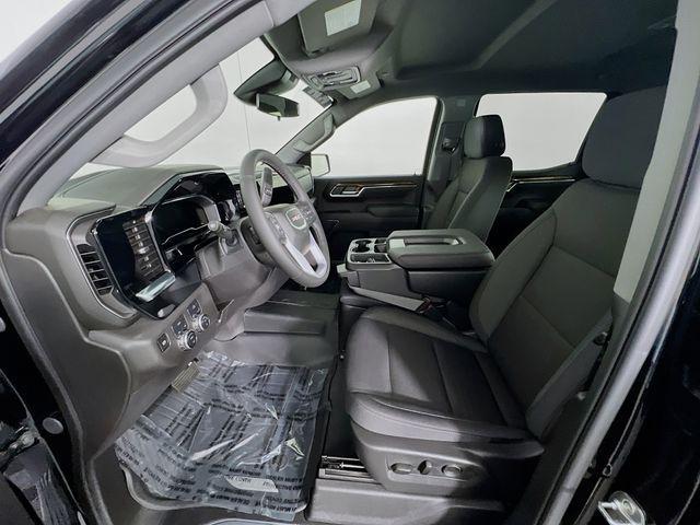 new 2025 GMC Sierra 1500 car, priced at $48,381