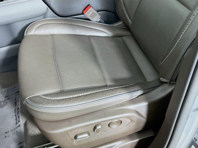 used 2022 GMC Yukon XL car, priced at $61,000