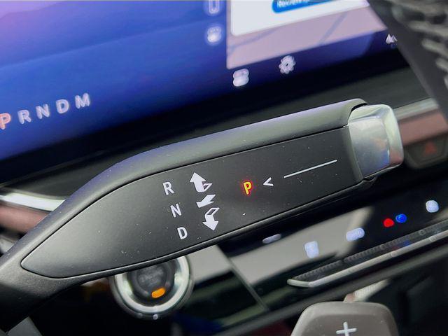new 2025 Buick Envision car, priced at $41,459