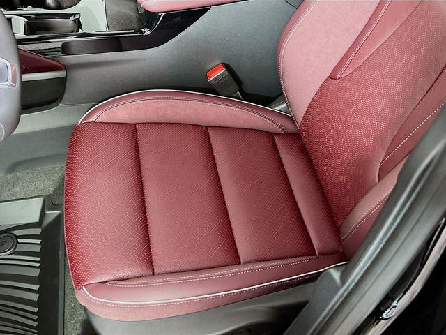 new 2025 Buick Envision car, priced at $41,459