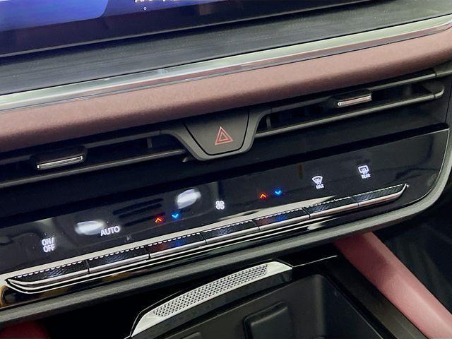 new 2025 Buick Envision car, priced at $41,459