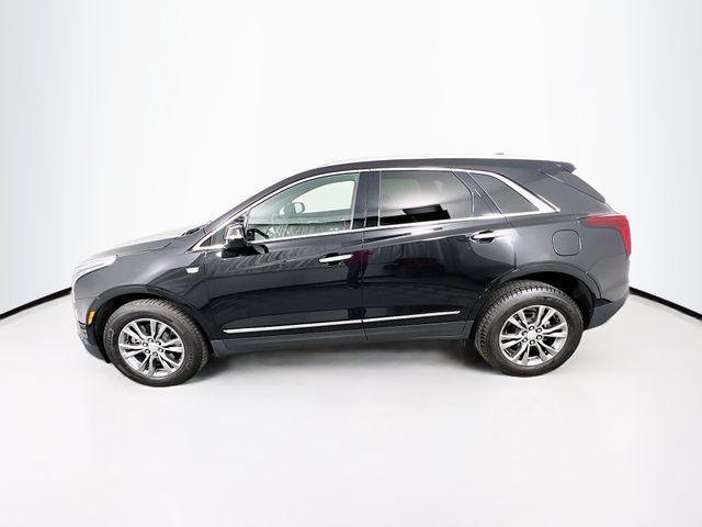 used 2021 Cadillac XT5 car, priced at $30,500