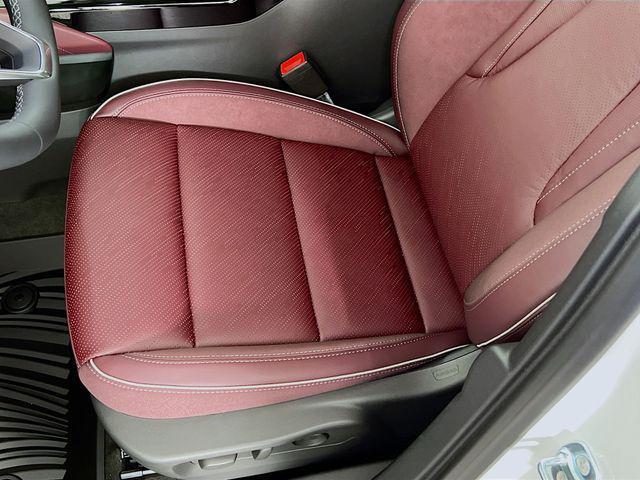new 2025 Buick Envision car, priced at $40,196