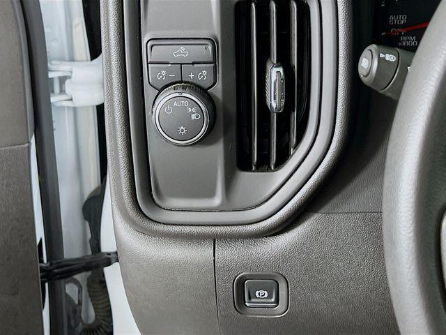 used 2024 Chevrolet Silverado 1500 car, priced at $33,000