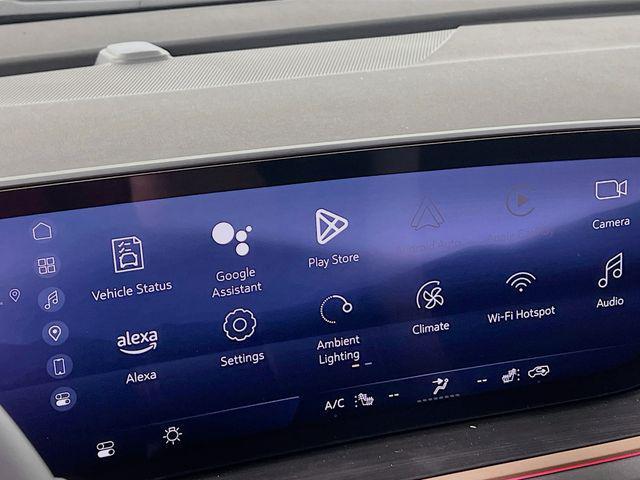 new 2025 Buick Envision car, priced at $42,051