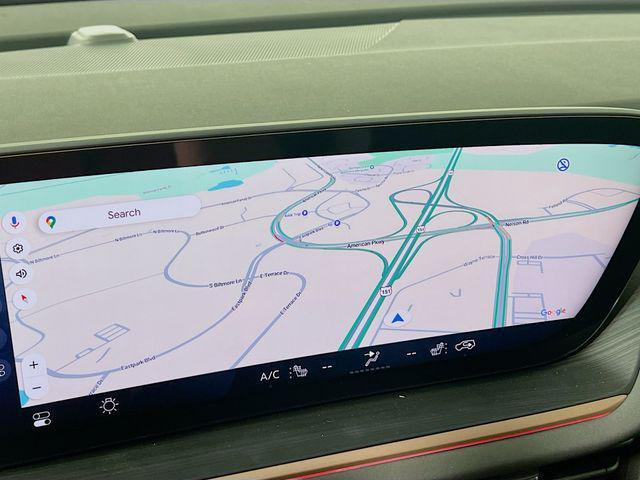 new 2025 Buick Envision car, priced at $42,051