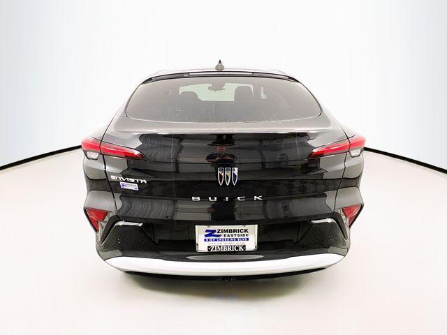 new 2025 Buick Envista car, priced at $30,120
