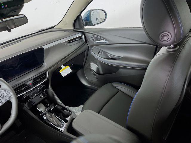 new 2025 Buick Encore GX car, priced at $27,420