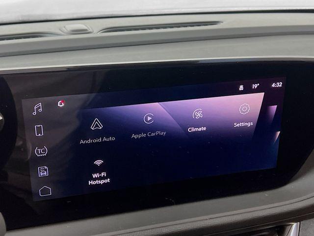 new 2025 Buick Envista car, priced at $24,889