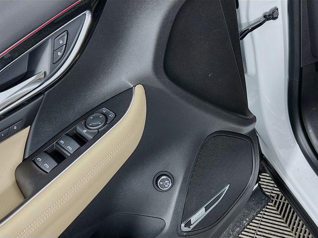 new 2025 Buick Envision car, priced at $38,340