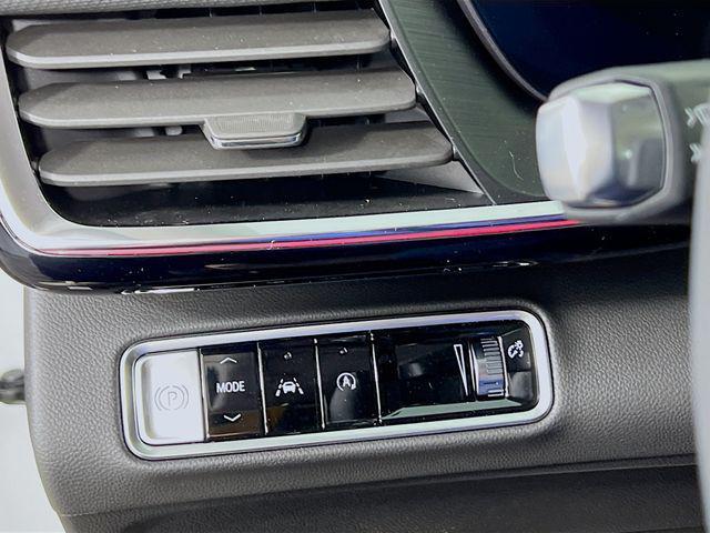 new 2025 Buick Envision car, priced at $38,340