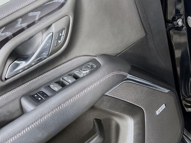 used 2023 GMC Yukon XL car, priced at $71,000
