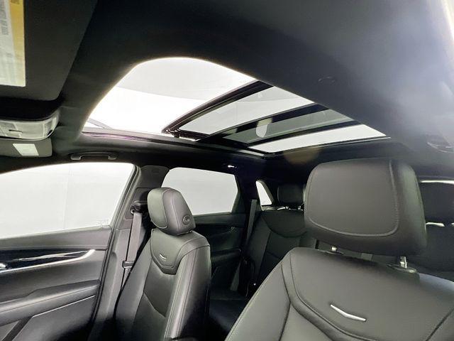used 2020 Cadillac XT5 car, priced at $27,000