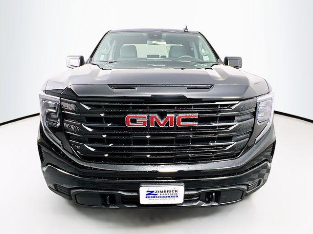 new 2025 GMC Sierra 1500 car, priced at $40,613