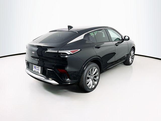 new 2025 Buick Envista car, priced at $31,660