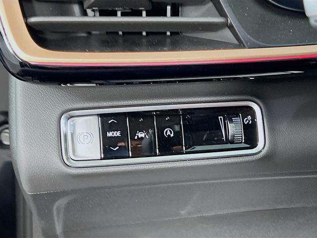 new 2025 Buick Envision car, priced at $42,955