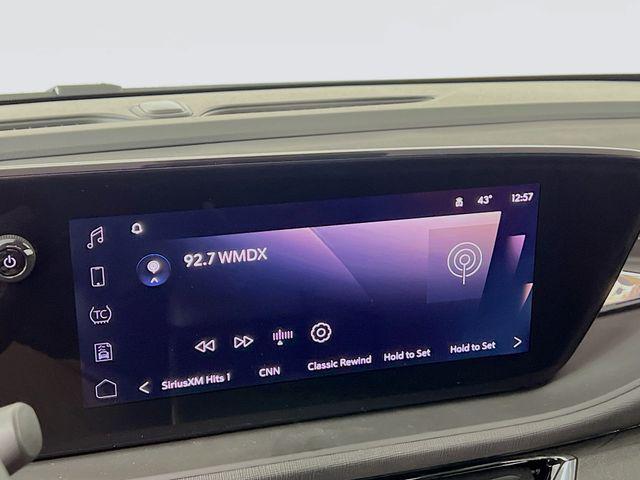 new 2025 Buick Envista car, priced at $28,941