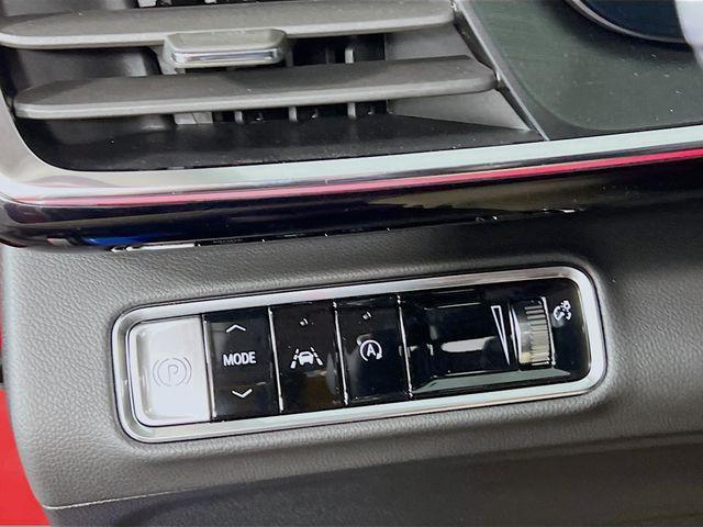 new 2025 Buick Envision car, priced at $39,940