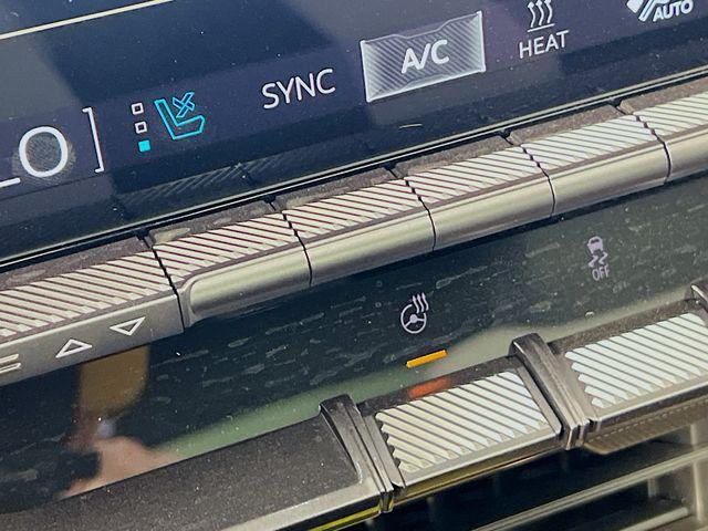 used 2024 GMC HUMMER EV Pickup car, priced at $80,000