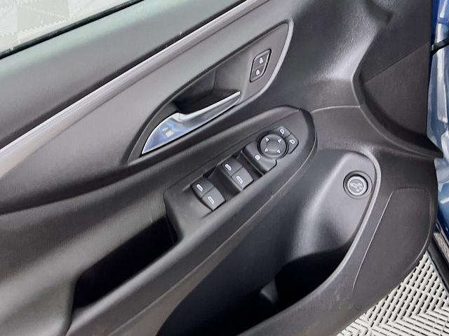 new 2025 Buick Envista car, priced at $30,480