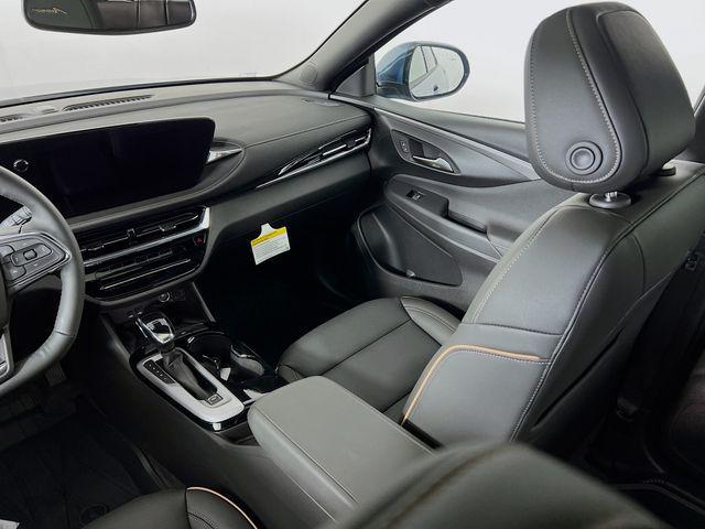 new 2025 Buick Envista car, priced at $30,480