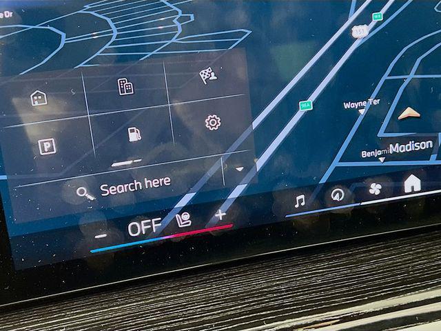 used 2025 BMW X7 car, priced at $98,000