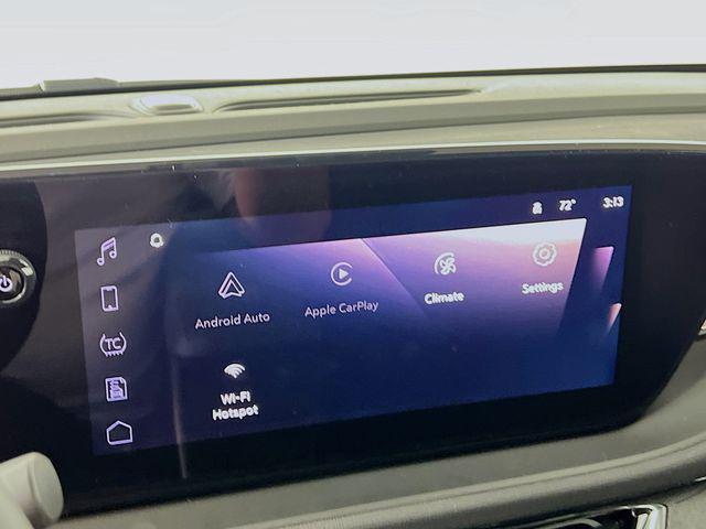 new 2025 Buick Envista car, priced at $30,480