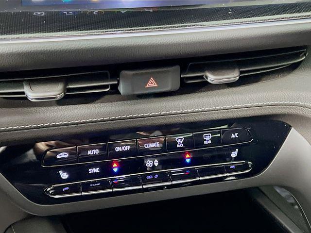 used 2023 Buick Envision car, priced at $34,000