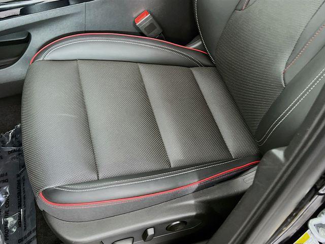 used 2023 Buick Envision car, priced at $34,000