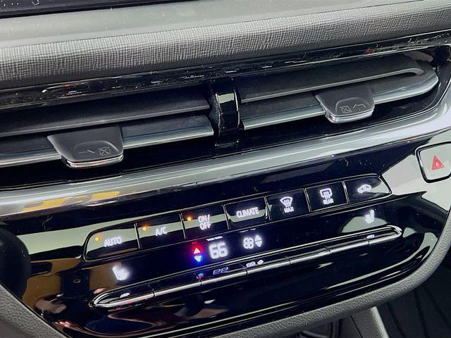 new 2025 Buick Envista car, priced at $31,810