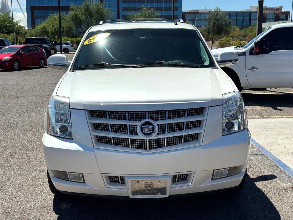 used 2013 Cadillac Escalade car, priced at $15,377