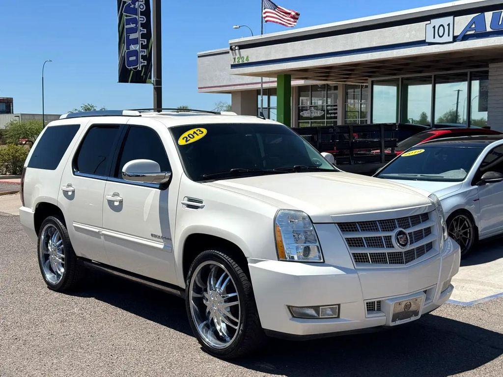 used 2013 Cadillac Escalade car, priced at $15,377