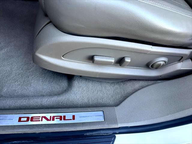 used 2014 GMC Acadia car, priced at $10,988
