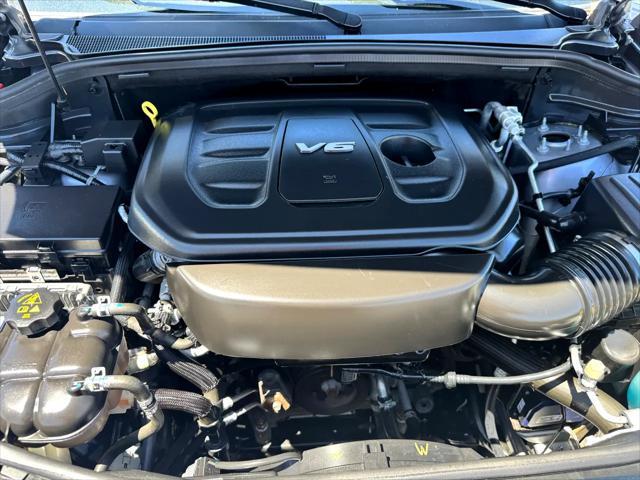 used 2016 Jeep Grand Cherokee car, priced at $14,988