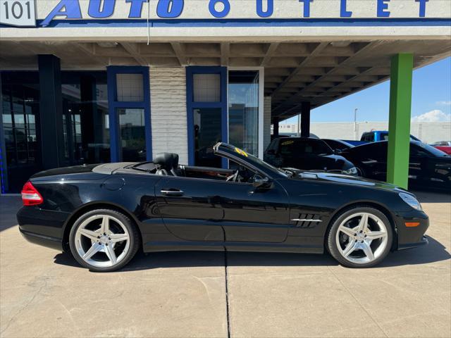 used 2009 Mercedes-Benz SL-Class car, priced at $20,990